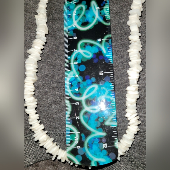 Puka Shell Necklace - Picture 3 of 3